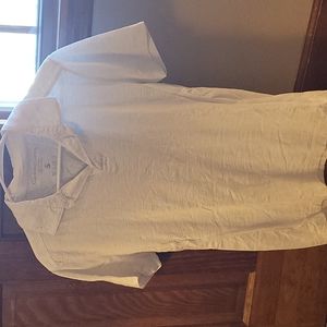 White Calvin Klein t-shirt